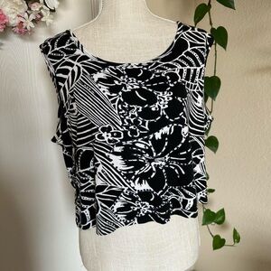Chic Black and White Floral Crop Top with Beads